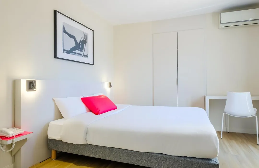 B&B Hotel Antibes Juan-Les-Pins-1